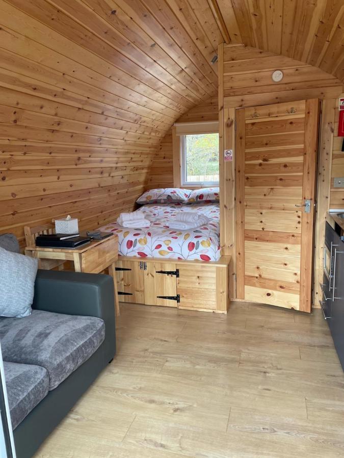 Conifer Cabins Форт-Уильям Экстерьер фото